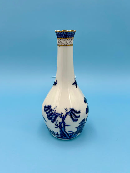 Willow-Petite Water Pipe-Pearl's Puff Parlor