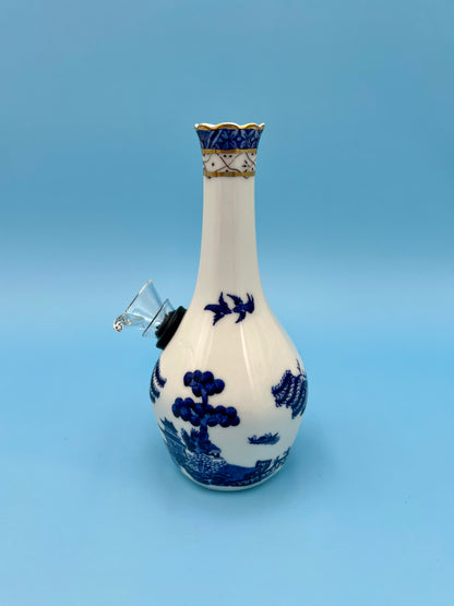 Willow-Petite Water Pipe-Pearl's Puff Parlor