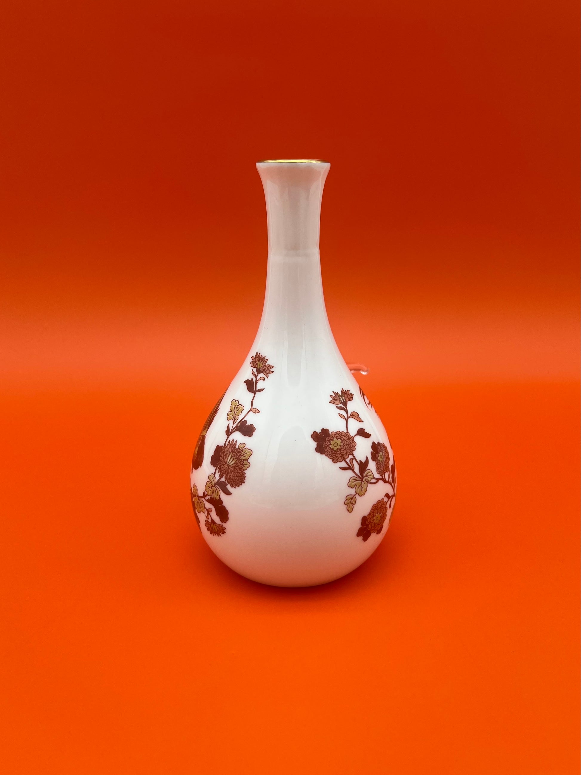 Yolanda-Petite Water Pipe-Pearl's Puff Parlor