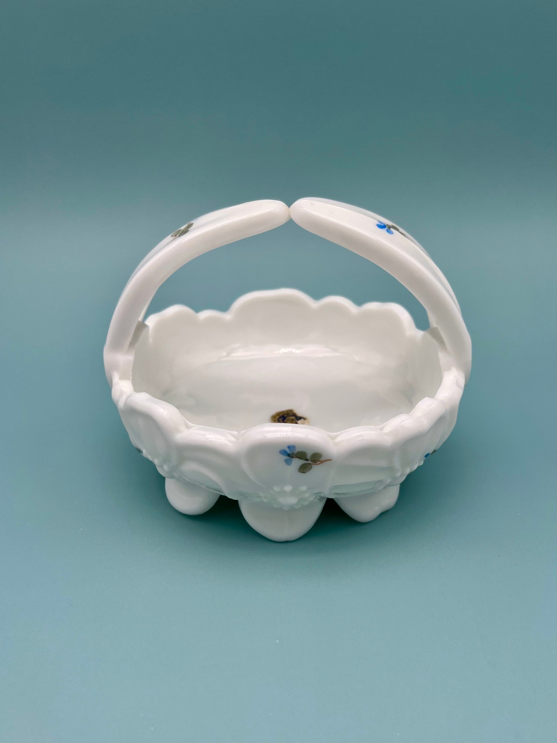 Zoey-Smoking Accessory-Pearl&#39;s Puff Parlor