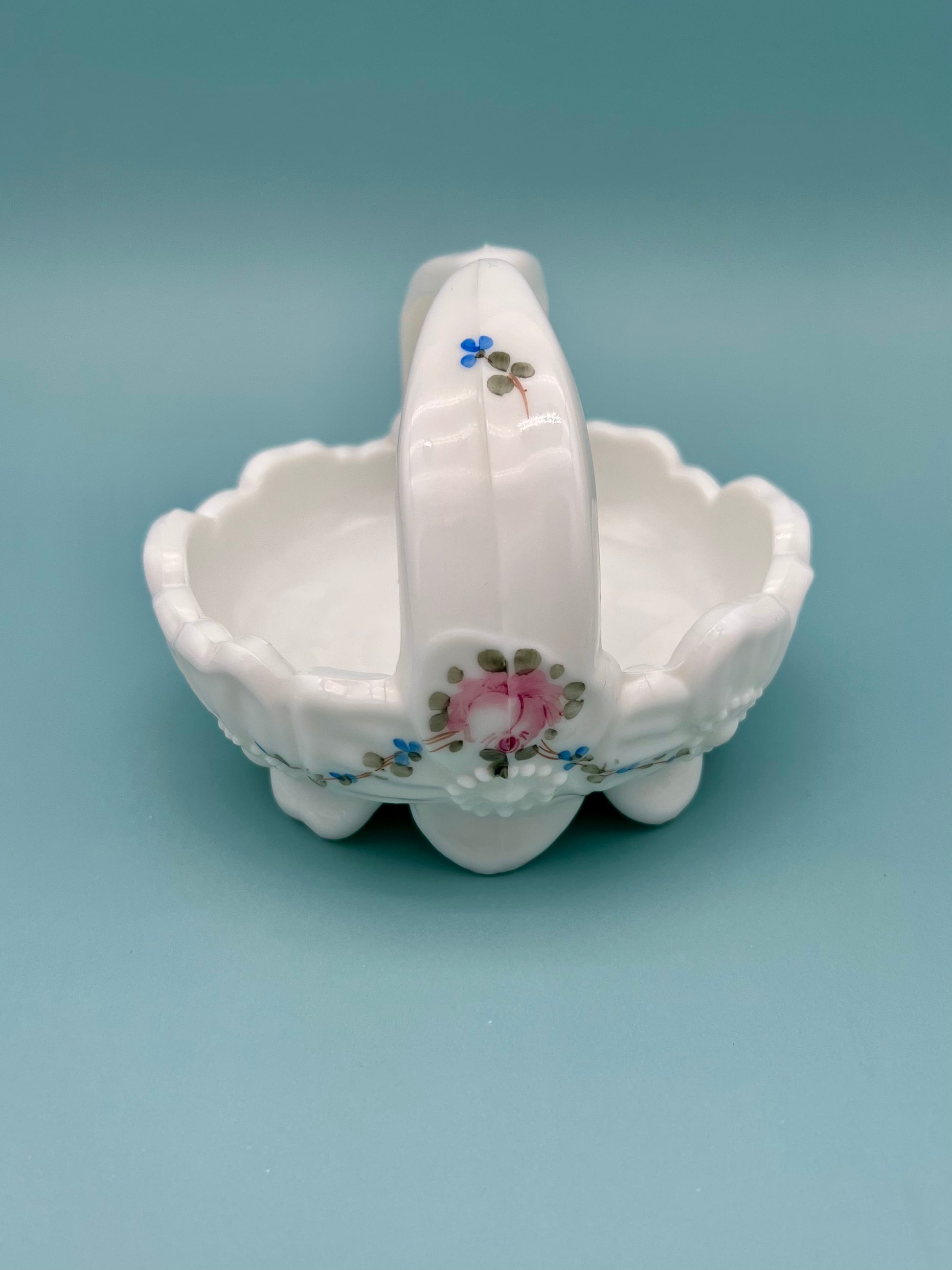 Zoey-Smoking Accessory-Pearl&#39;s Puff Parlor